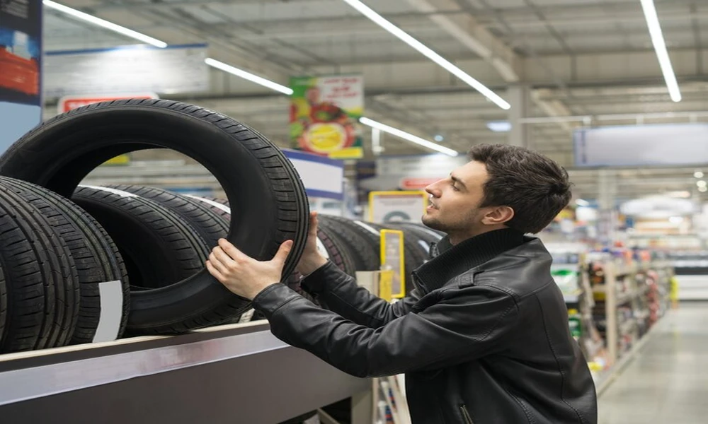 Best Tyres for Bangalore’s Potholes and Highway Rides: One Tyre for Both?